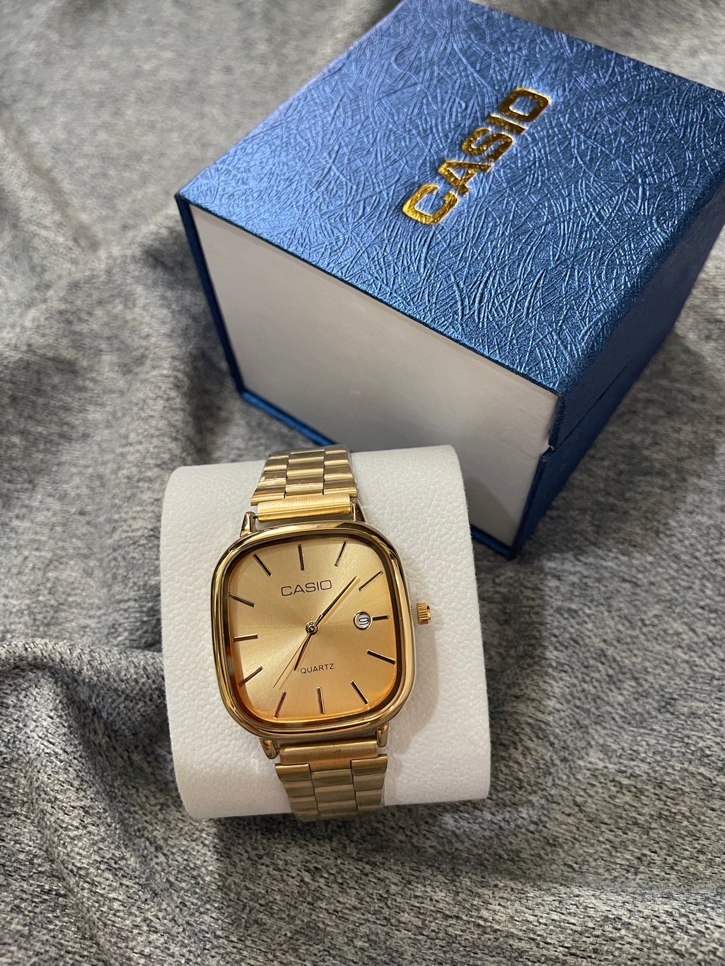 Unisex Casio Vintage Watch Gold