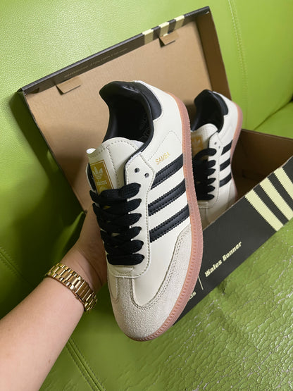 Samba “Cream White/Black/Sand