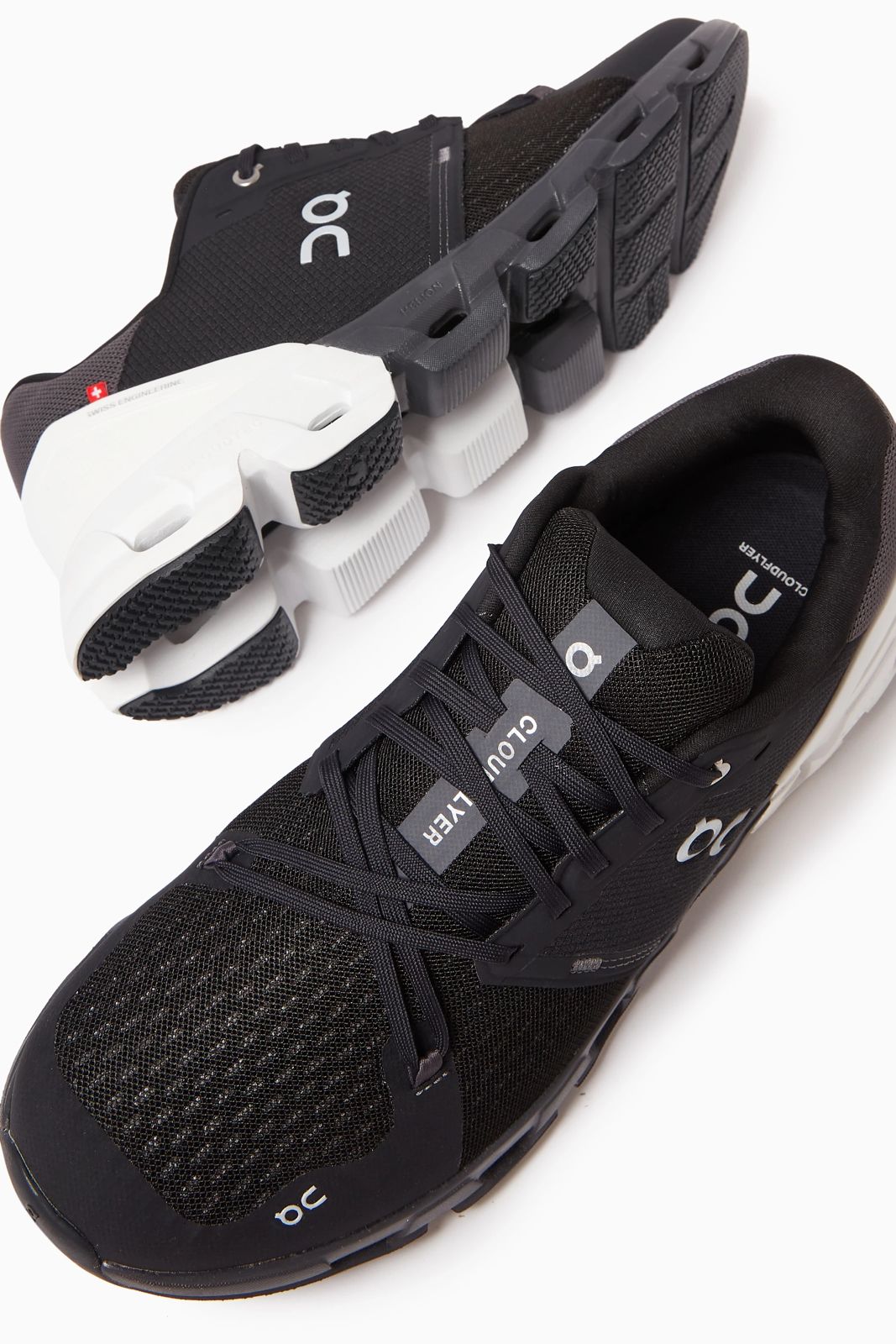 ON Cloudflyer ‘Black/White’ 🖤
