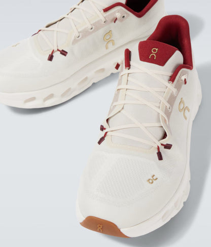 ON Cloudtilt Pearl Ivory