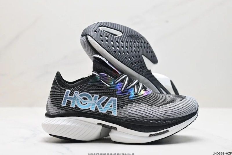Hoka Cielo X1 ‘black’