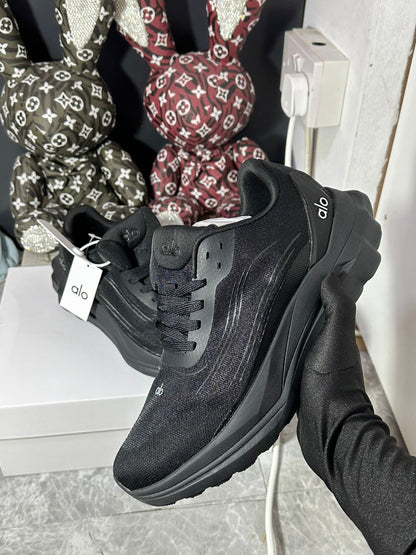 ALO RUNNER Black